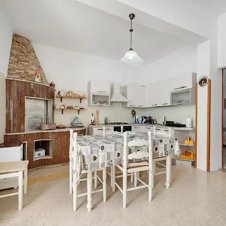 Apartment Salento Short Let Wide And Bright Copertino